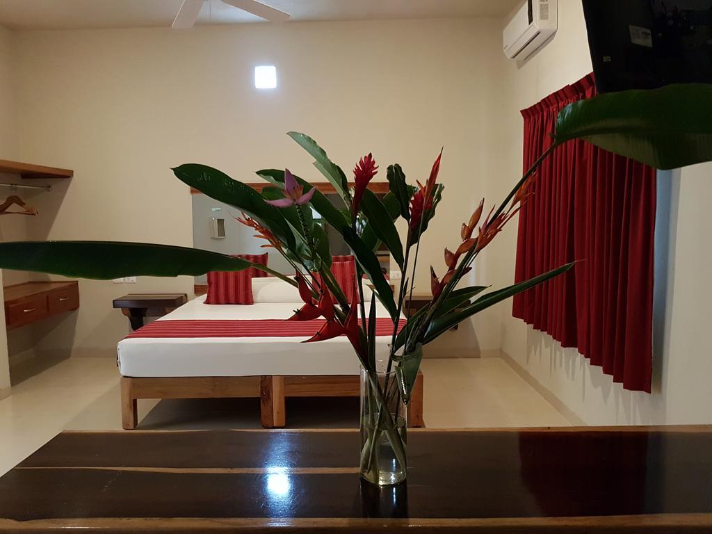 Auto Hotel Paraiso Inn Palenque Kültér fotó